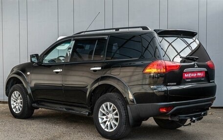 Mitsubishi Pajero Sport II рестайлинг, 2011 год, 1 659 000 рублей, 2 фотография