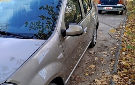 Renault Sandero I, 2014 год, 650 000 рублей, 4 фотография