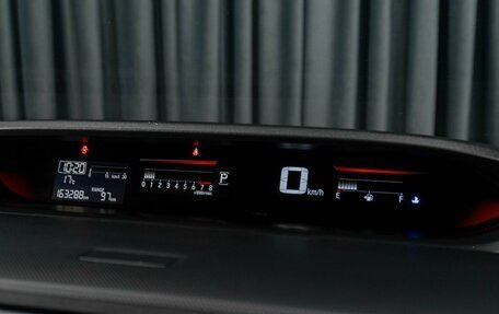 Honda Stepwgn IV рестайлинг, 2015 год, 1 989 000 рублей, 12 фотография