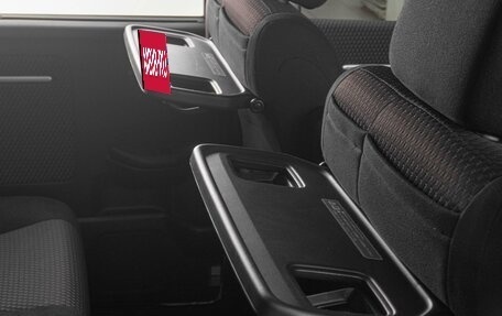 Honda Stepwgn IV рестайлинг, 2015 год, 1 989 000 рублей, 20 фотография