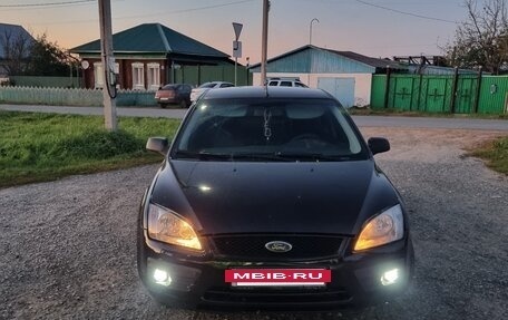 Ford Focus II рестайлинг, 2005 год, 300 000 рублей, 3 фотография