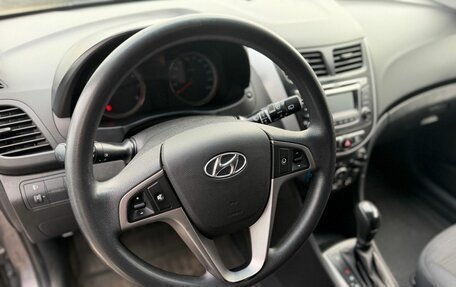 Hyundai Solaris II рестайлинг, 2015 год, 1 055 000 рублей, 11 фотография