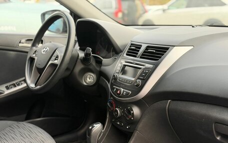Hyundai Solaris II рестайлинг, 2015 год, 1 055 000 рублей, 14 фотография