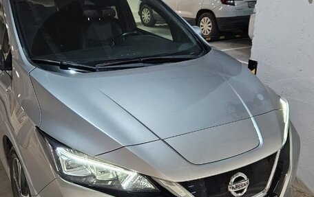 Nissan Leaf II, 2018 год, 2 500 000 рублей, 11 фотография