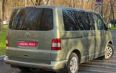 Volkswagen Caravelle T5, 2008 год, 1 350 000 рублей, 3 фотография