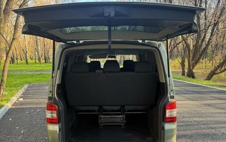 Volkswagen Caravelle T5, 2008 год, 1 350 000 рублей, 15 фотография