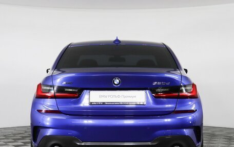BMW 3 серия, 2019 год, 3 690 000 рублей, 4 фотография