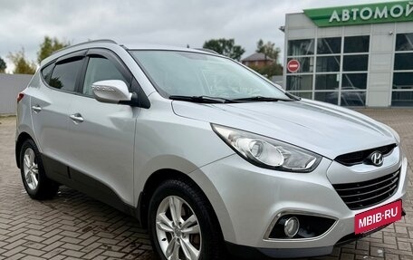 Hyundai ix35 I рестайлинг, 2013 год, 1 180 000 рублей, 2 фотография