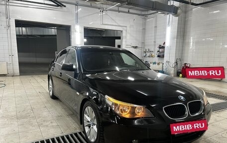 BMW 5 серия, 2003 год, 850 000 рублей, 11 фотография