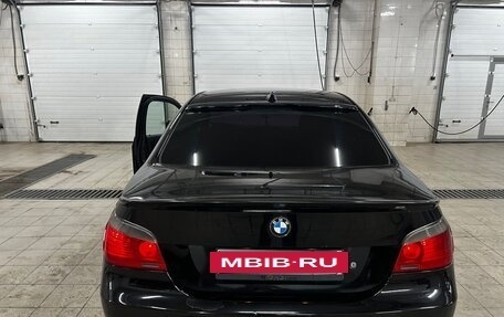 BMW 5 серия, 2003 год, 850 000 рублей, 2 фотография