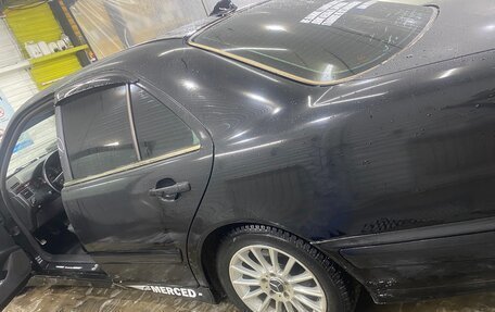 Mercedes-Benz E-Класс, 2000 год, 480 000 рублей, 5 фотография