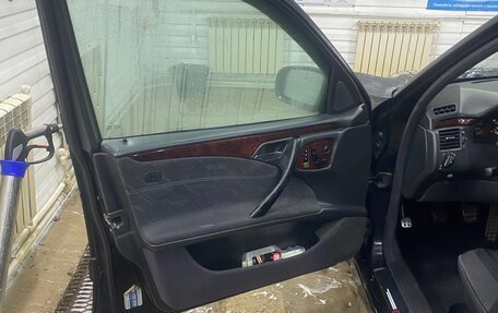 Mercedes-Benz E-Класс, 2000 год, 480 000 рублей, 7 фотография
