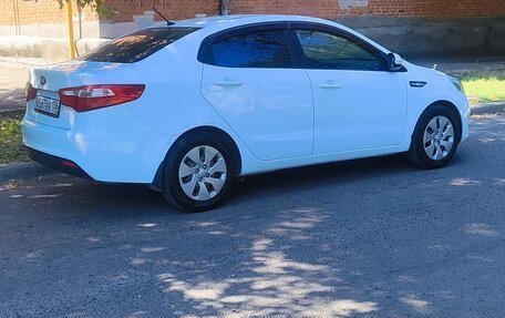 KIA Rio III рестайлинг, 2013 год, 670 000 рублей, 3 фотография