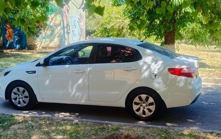 KIA Rio III рестайлинг, 2013 год, 670 000 рублей, 5 фотография