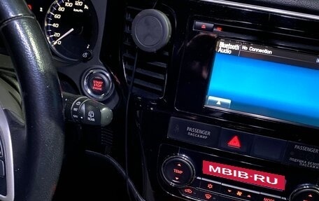 Mitsubishi Outlander III рестайлинг 3, 2012 год, 1 250 000 рублей, 15 фотография