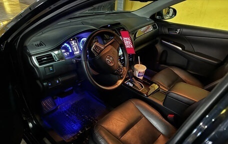 Toyota Camry, 2017 год, 2 192 000 рублей, 5 фотография