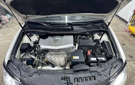 Toyota Camry, 2017 год, 1 990 000 рублей, 9 фотография