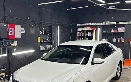 Toyota Camry, 2017 год, 1 990 000 рублей, 3 фотография