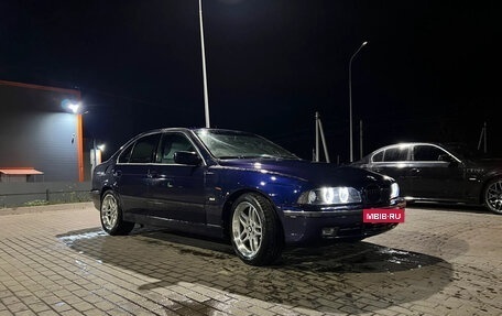 BMW 5 серия, 1996 год, 550 000 рублей, 3 фотография
