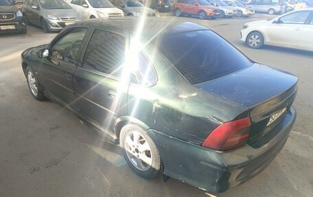 Opel Vectra B рестайлинг, 2001 год, 140 000 рублей, 3 фотография