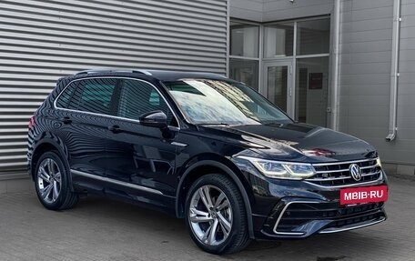 Volkswagen Tiguan II, 2021 год, 3 550 000 рублей, 3 фотография