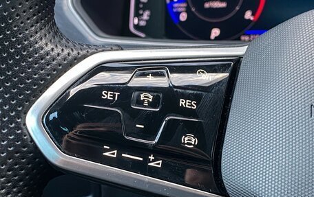 Volkswagen Tiguan II, 2021 год, 3 550 000 рублей, 26 фотография