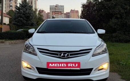 Hyundai Solaris II рестайлинг, 2016 год, 1 100 000 рублей, 3 фотография