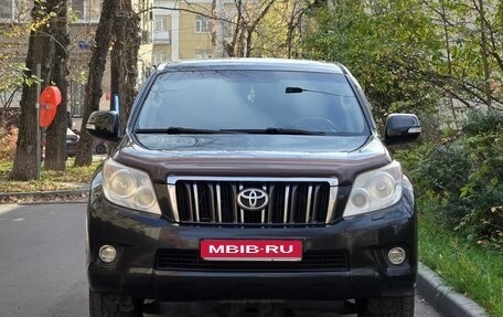 Toyota Land Cruiser Prado 150 рестайлинг, 2011 год, 2 590 000 рублей, 1 фотография