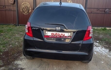 Honda Fit III, 2010 год, 400 000 рублей, 2 фотография