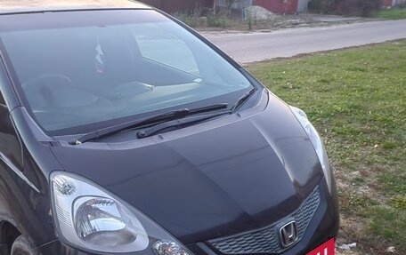 Honda Fit III, 2010 год, 400 000 рублей, 5 фотография