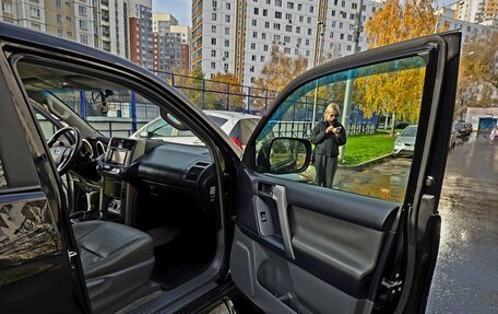 Toyota Land Cruiser Prado 150 рестайлинг, 2011 год, 2 590 000 рублей, 11 фотография