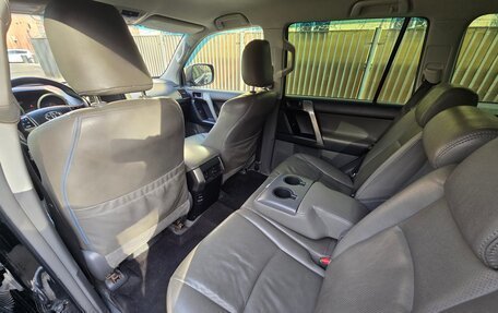 Toyota Land Cruiser Prado 150 рестайлинг, 2011 год, 2 590 000 рублей, 14 фотография