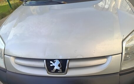 Peugeot Partner II рестайлинг 2, 2009 год, 350 000 рублей, 19 фотография