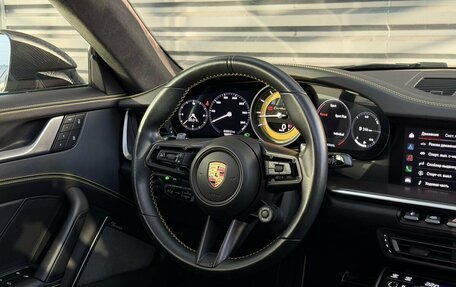 Porsche 911, 2023 год, 29 800 000 рублей, 14 фотография
