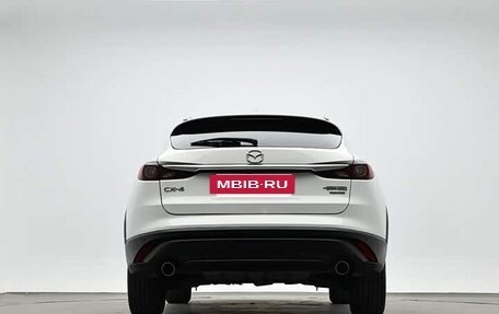 Mazda CX-4, 2023 год, 1 840 000 рублей, 6 фотография