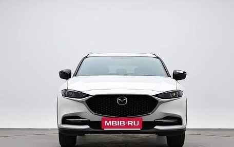 Mazda CX-4, 2023 год, 1 840 000 рублей, 2 фотография