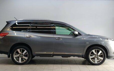 Nissan Pathfinder, 2015 год, 1 800 000 рублей, 4 фотография