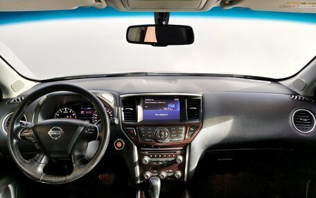 Nissan Pathfinder, 2015 год, 1 800 000 рублей, 9 фотография