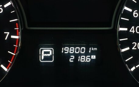 Nissan Pathfinder, 2015 год, 1 800 000 рублей, 13 фотография