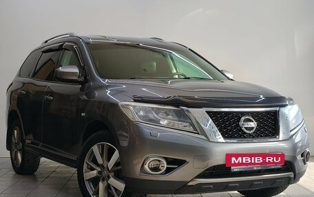 Nissan Pathfinder, 2015 год, 1 800 000 рублей, 3 фотография