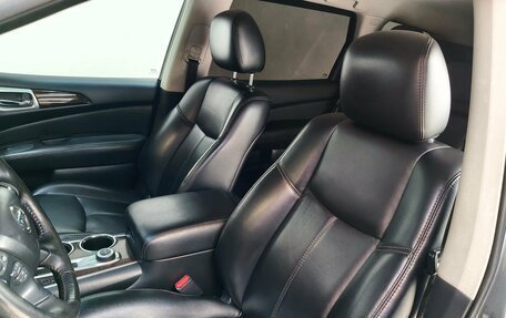 Nissan Pathfinder, 2015 год, 1 800 000 рублей, 16 фотография