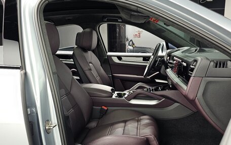Porsche Cayenne III, 2024 год, 15 620 000 рублей, 28 фотография