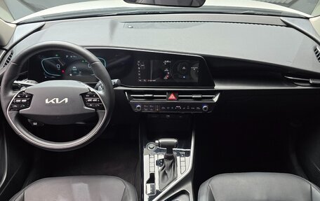 KIA Niro, 2022 год, 1 910 000 рублей, 7 фотография