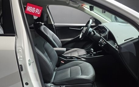 KIA Niro, 2022 год, 1 910 000 рублей, 11 фотография