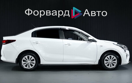KIA Rio IV, 2021 год, 1 549 900 рублей, 9 фотография