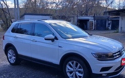 Volkswagen Tiguan II, 2019 год, 2 389 000 рублей, 1 фотография