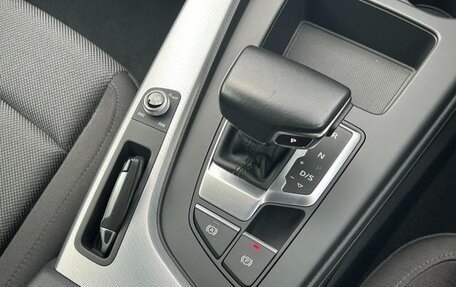 Audi A4, 2023 год, 1 814 000 рублей, 26 фотография