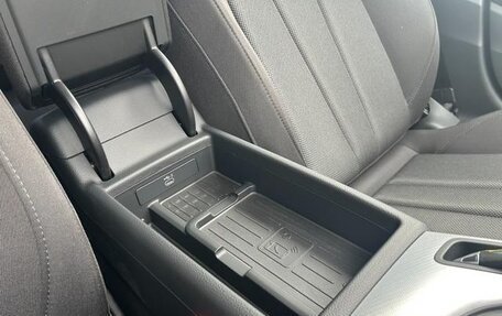 Audi A4, 2023 год, 1 814 000 рублей, 28 фотография