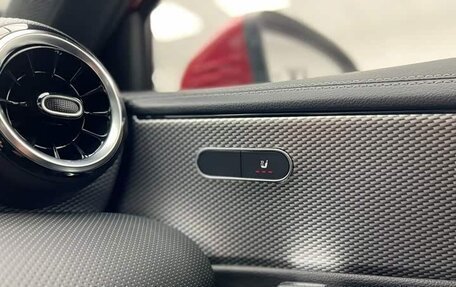 Mercedes-Benz A-Класс, 2023 год, 2 150 000 рублей, 13 фотография