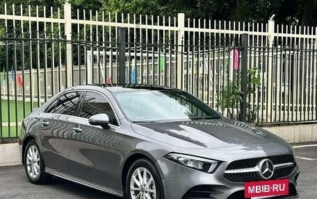 Mercedes-Benz A-Класс, 2021 год, 1 680 000 рублей, 6 фотография